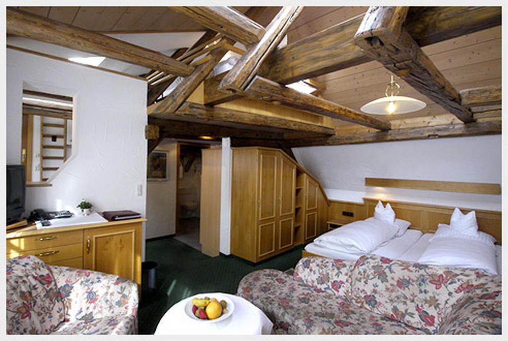 Hotel-Restaurant Ochsen Blaubeuren Bilik gambar